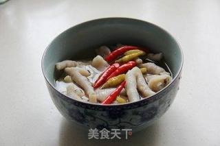 看球必备——泡椒凤爪的做法步骤:7