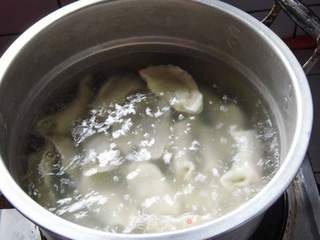 芹菜猪肉饺子的做法步骤:10
