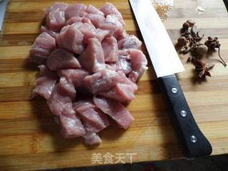 自制五香肉松的做法步骤:2