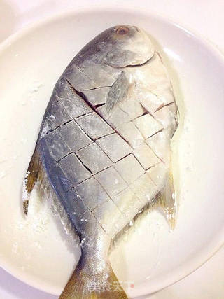 干煸金昌鱼的做法步骤:3