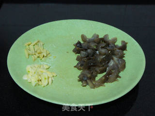 油豆板栗煨海参的做法步骤:4