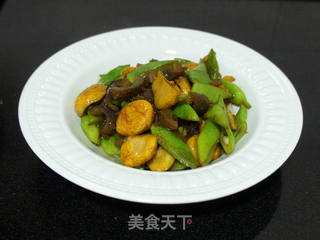 油豆板栗煨海参的做法步骤:10