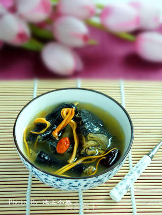 药膳乌鸡汤的做法步骤:12