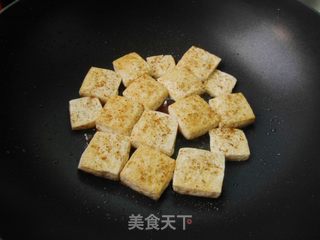 椒盐豆腐的做法步骤：3