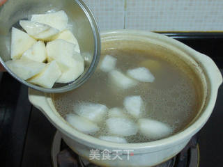 莲藕淮山排骨汤的做法步骤:10