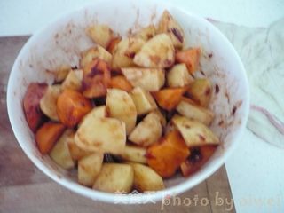 粉蒸土豆的做法步骤:4