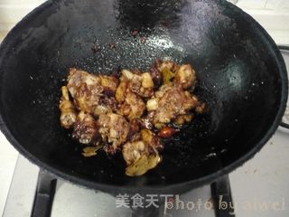 大盘鸡+皮带面的做法步骤:8