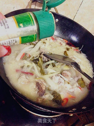 私房菜之酸菜炖排骨的做法步骤:13