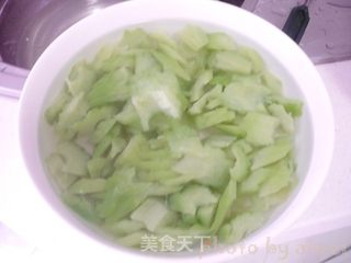 椒汁苦瓜的做法步骤:4