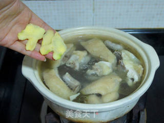 虫草花参鸡汤的做法步骤:7