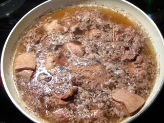 柱侯酱焖土豆鸭的做法步骤:5