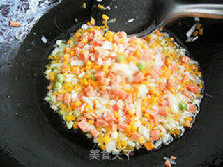 蛋炒饭的做法步骤:4