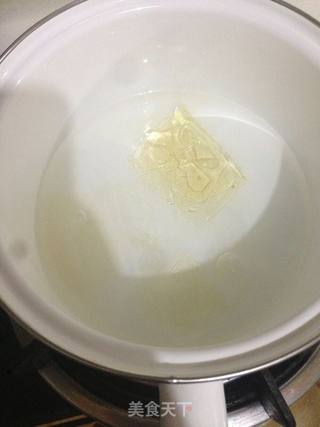 就爱那一抹蓝---酸奶慕斯的做法步骤:5
