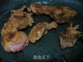 香煎叉烧肉的做法步骤：4