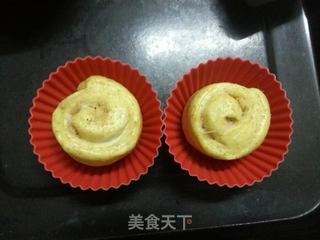 试过之后便会爱上——油咖喱小餐包的做法步骤:4