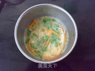 洋葱香煎鸡蛋的做法步骤:3