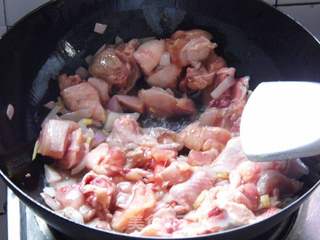 土豆咖喱鸡的做法步骤:5