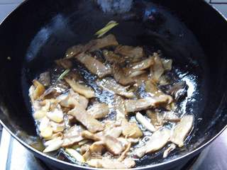 泡菜回锅肉的做法步骤:8