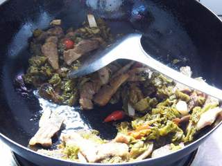 泡菜回锅肉的做法步骤:9