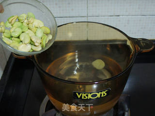 蚕豆胡萝卜筒骨汤的做法步骤:6