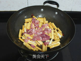 茭白炒肉片的做法步骤：6