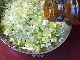 灌汤小笼包的做法步骤:8
