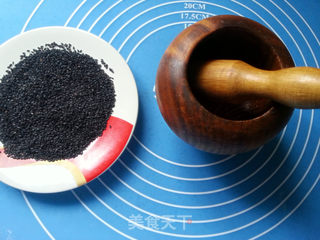 黑芝麻馒头卷的做法步骤:2