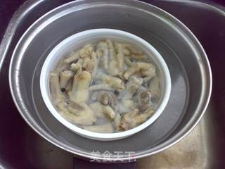洋葱拌鸡爪的做法步骤:3