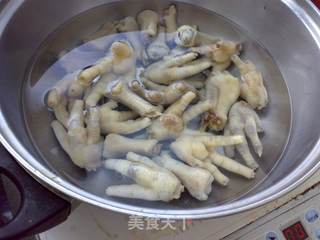 洋葱拌鸡爪的做法步骤:4