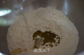 阿尔萨斯脆皮皮萨的做法步骤：1