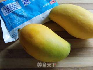 芒果牛奶冰棍的做法步骤:2