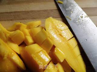 芒果牛奶冰棍的做法步骤:3