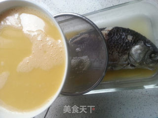 鲫鱼蒸蛋羹的做法步骤:17