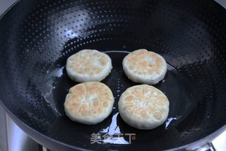 有料馅饼更美味——麻花韭菜馅饼的做法步骤:12