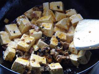 肉丁麻婆豆腐的做法步骤:9