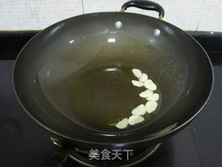 清炒南瓜苗的做法步骤:3