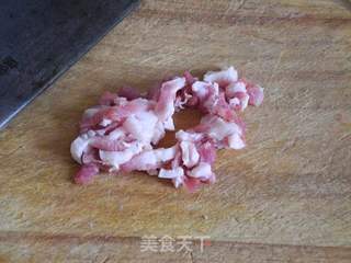 胡萝卜肉丝拌面的做法步骤:2