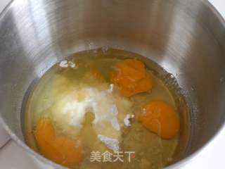抹茶杏仁蛋糕的做法步骤:2