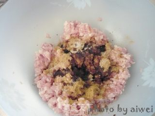 猪肉茴香饺子的做法步骤:2