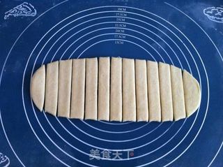 玉米油条的做法步骤:5