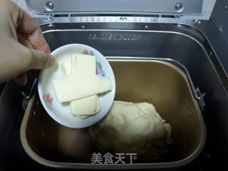 番茄酱肉松面包的做法步骤:6