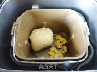 奶香椰蓉面包的做法步骤:3