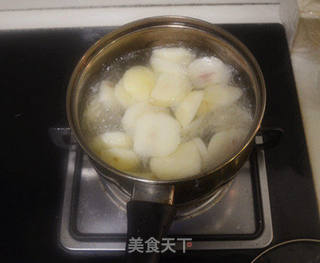 糖水桃子的做法步骤:3
