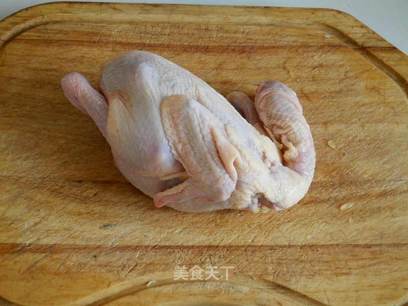 私房白切鸡的做法步骤：1