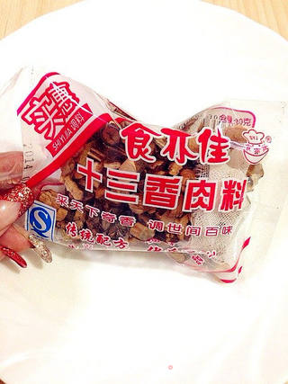 私房香辣卤花生的做法步骤:5