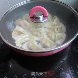 香脆锅贴的做法步骤：8