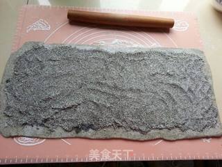 黑芝麻馒头卷的做法步骤:12