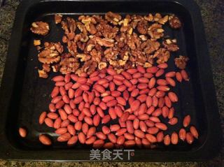 花生核桃老婆饼的做法步骤:2