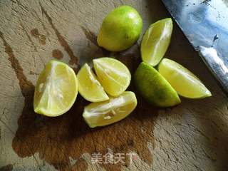 柠檬冰红茶的做法步骤:2