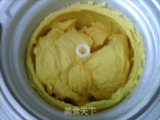 芒果酸奶冰激凌的做法步骤:12